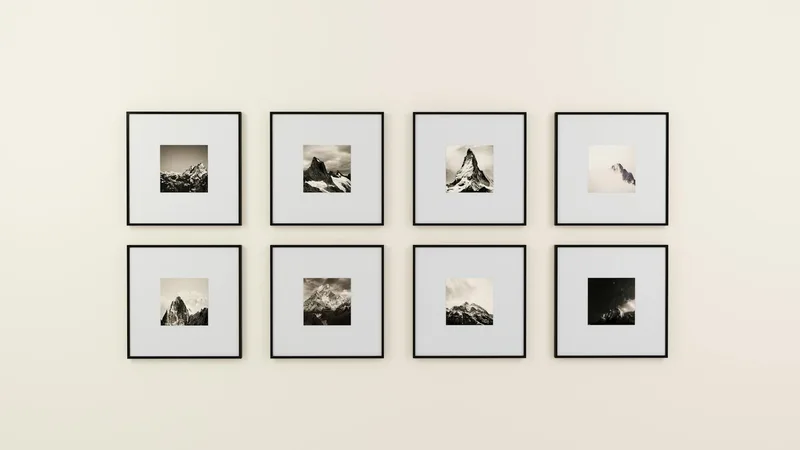 A visual guide showing standard print sizes from 5x7 to A3 with frame examples